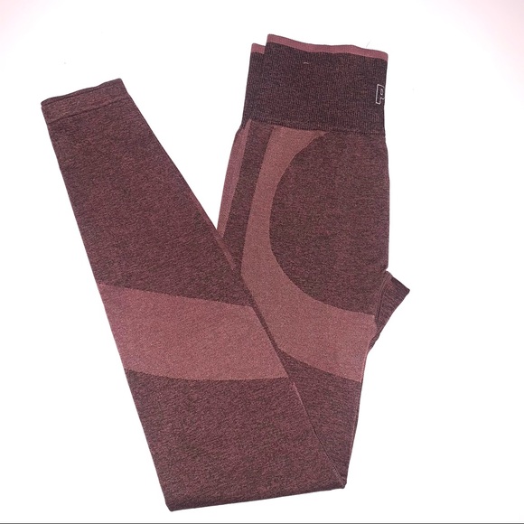 PINK Victoria Secret Seamless Workout Leggings - Picture 5 of 11